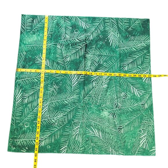 LUSH Limited Edition "Pine Soul" 100% Recycled Polyester Knot Wrap, 27.5x28.5 - Picture 2 of 2